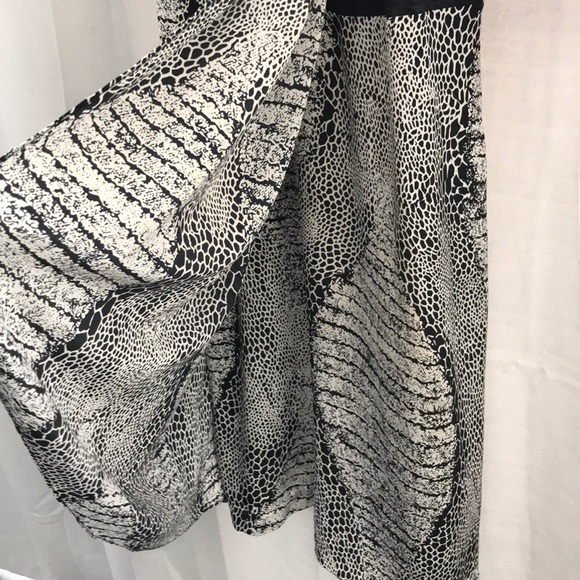 VINTAGE 80s black and white Print Dress - Picture 12 of 13